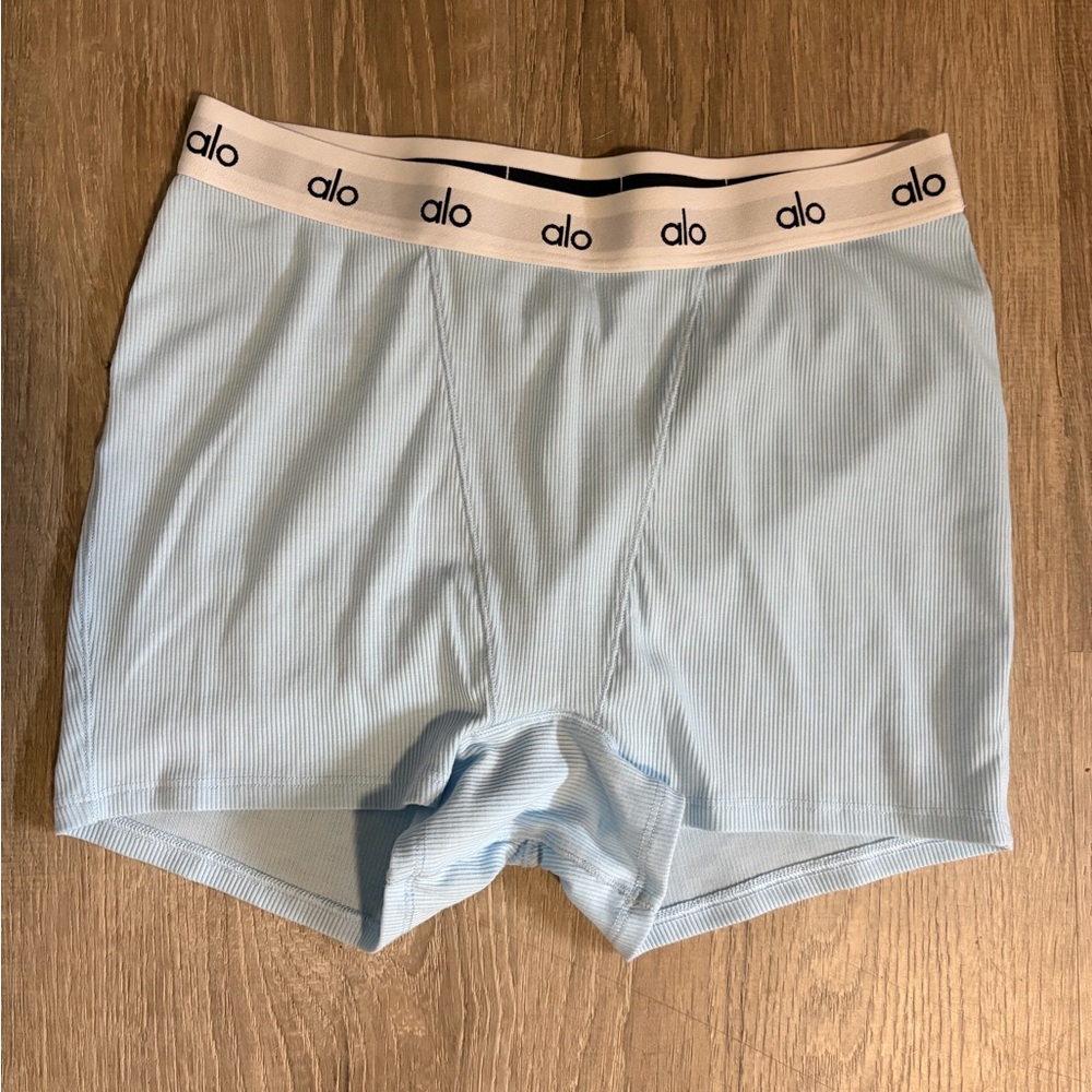 ALO Yoga Sky Blue Women’s Boxer Shorts